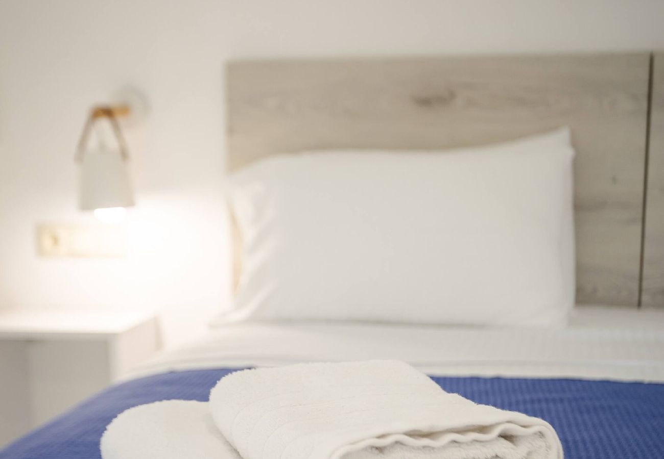 Apartment in Platanias - Apartment suite on private tranquil retreat-Unit 4 