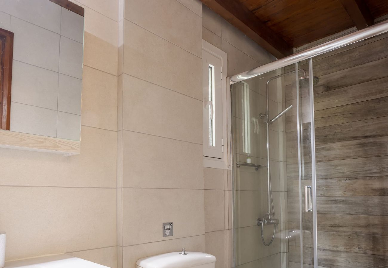 Apartment in Platanias - Apartment suite on private tranquil retreat-Unit 4 