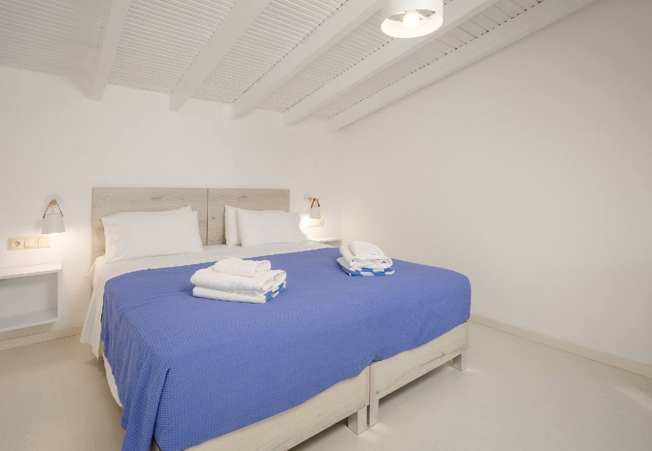 Apartment in Platanias - Apartment suite on private tranquil retreat-Unit 4 