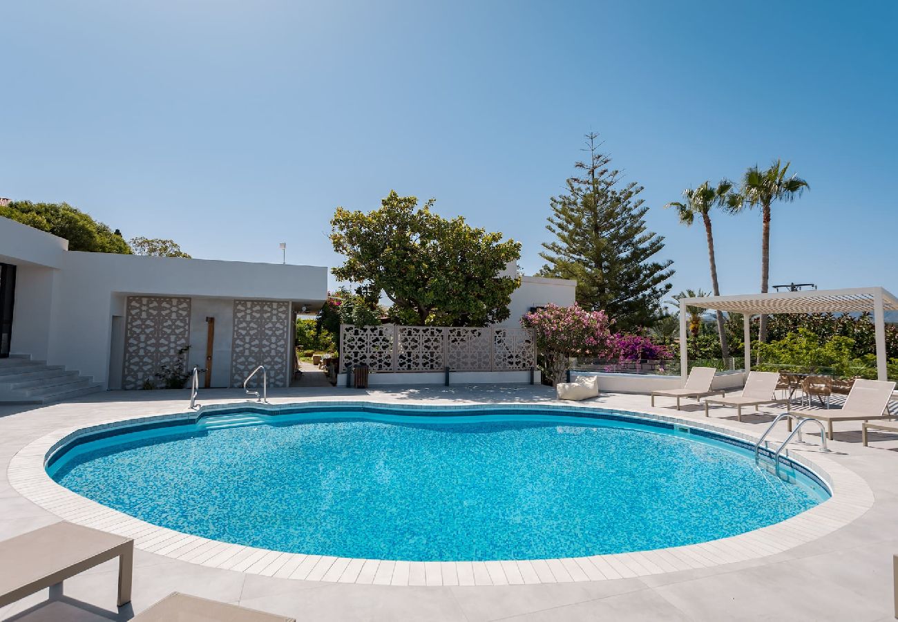 Apartment in Platanias - Apartment suite on private tranquil retreat-Unit 4 