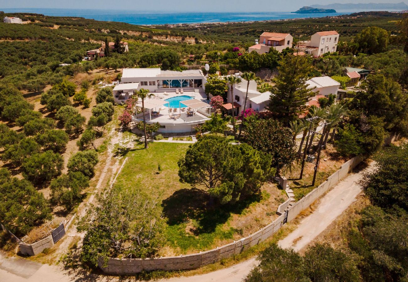 Apartment in Platanias - Apartment suite on private tranquil retreat-Unit 4 