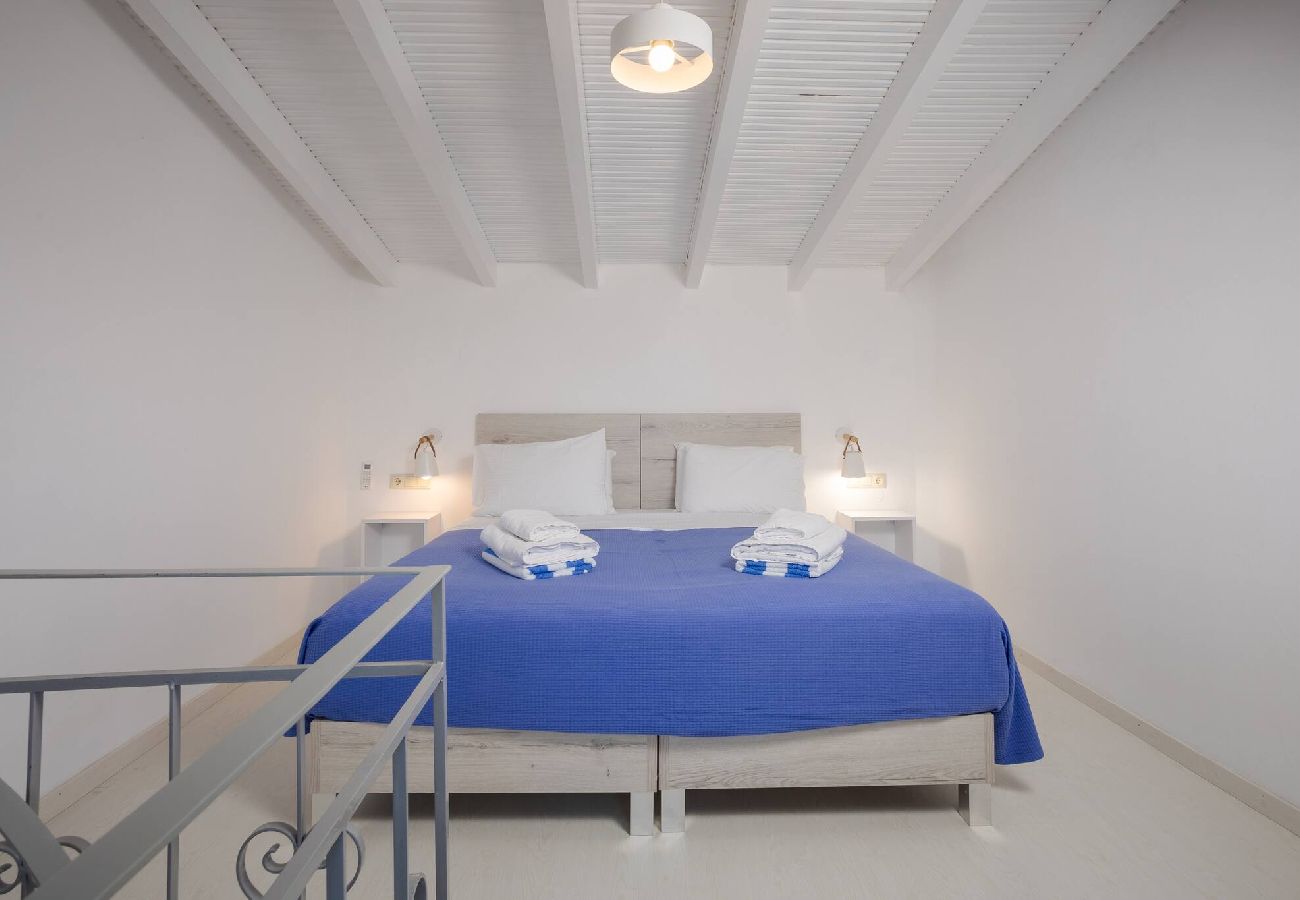Apartment in Platanias - Apartment suite on private tranquil retreat-Unit 7 