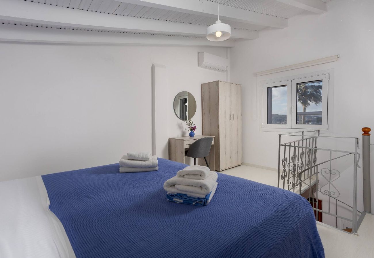 Double bedroom in 2 story maisonette Xamoudochori Crete