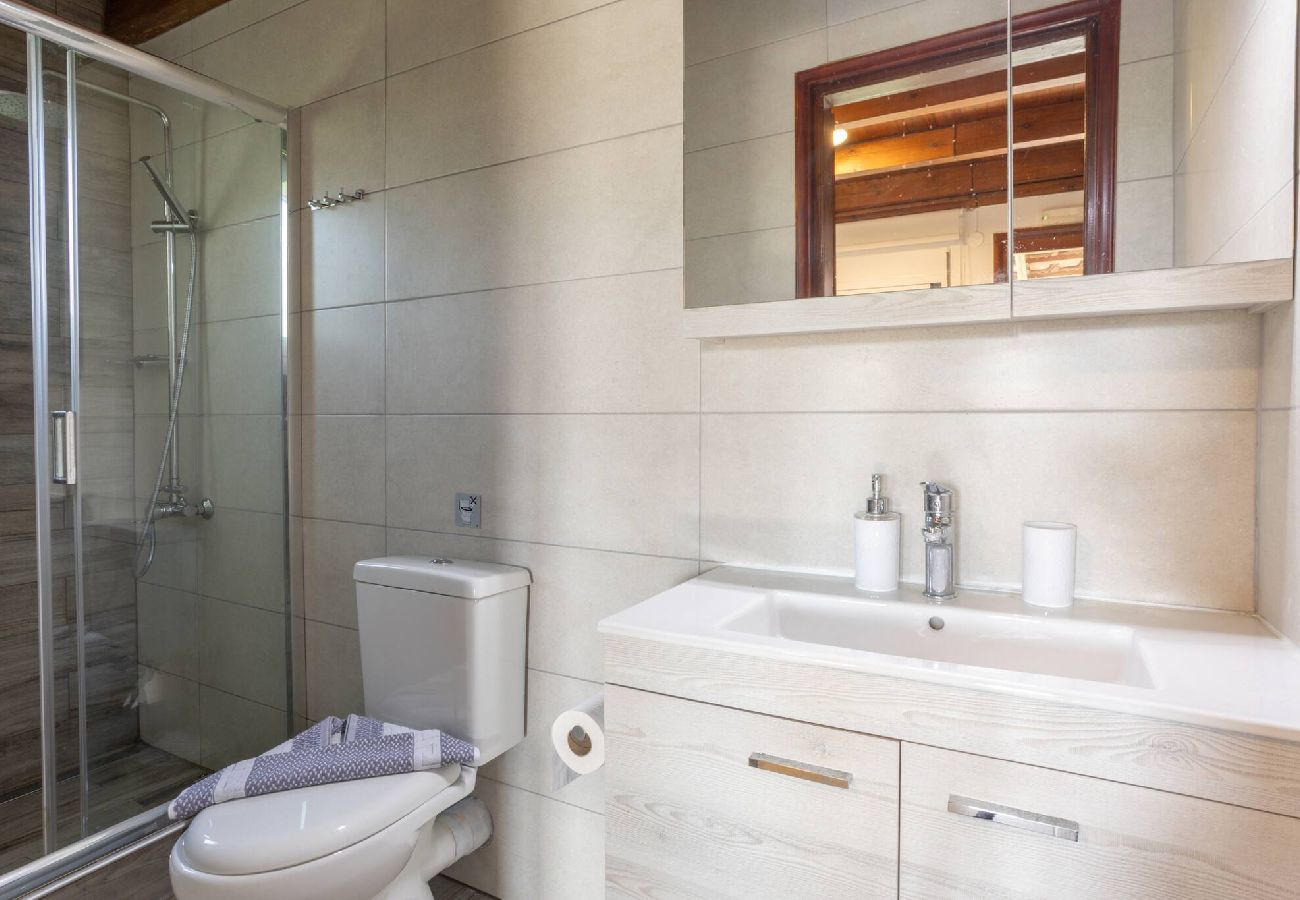 Apartment in Platanias - Apartment suite on private tranquil retreat-Unit 6 