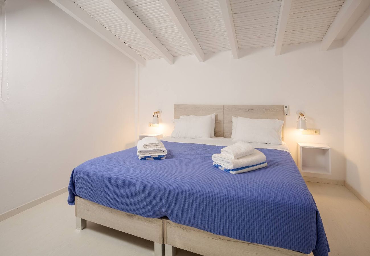 Apartment in Platanias - Apartment suite on private tranquil retreat-Unit 6 