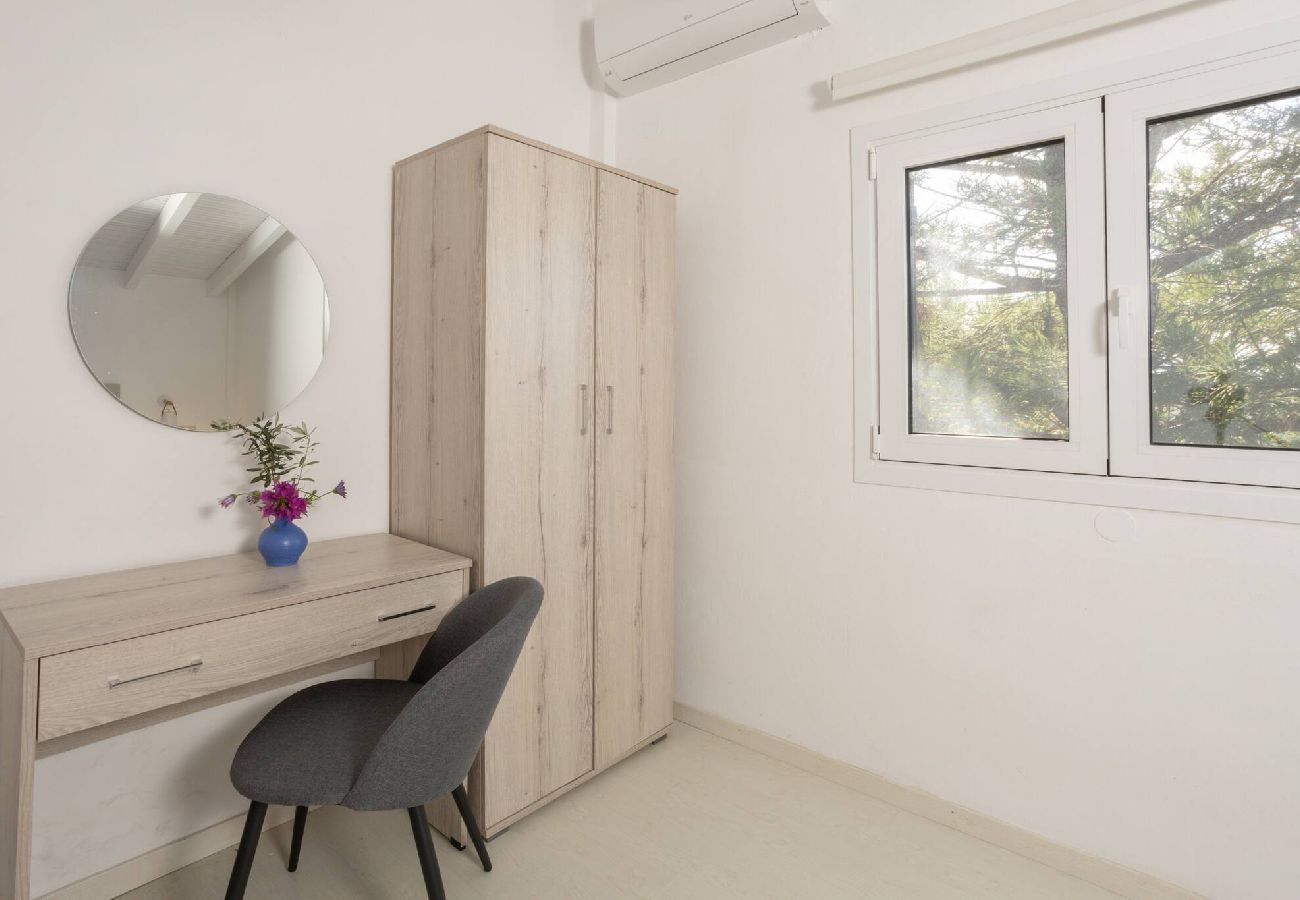 Apartment in Platanias - Apartment suite on private tranquil retreat-Unit 6 