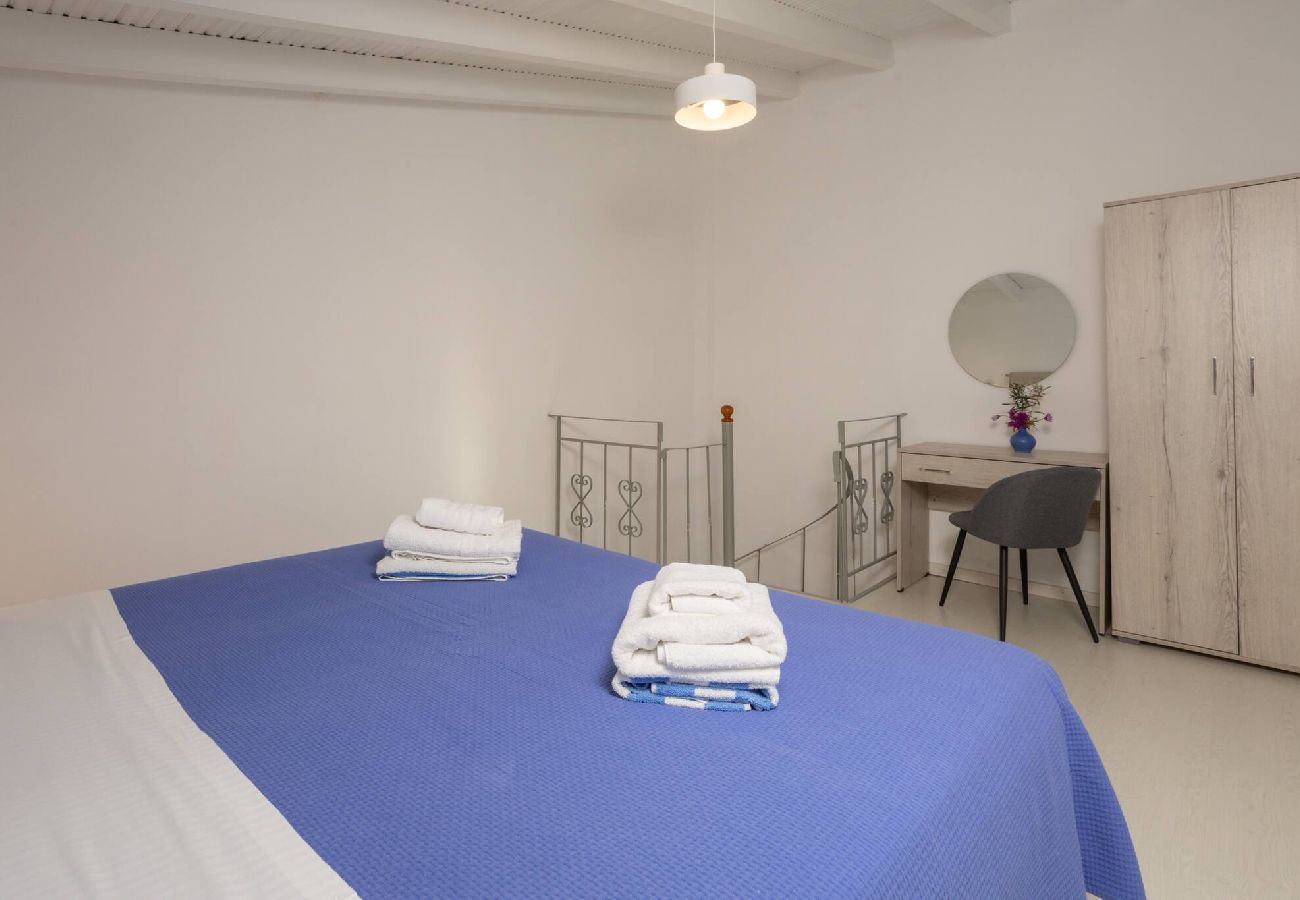 Apartment in Platanias - Apartment suite on private tranquil retreat-Unit 6 