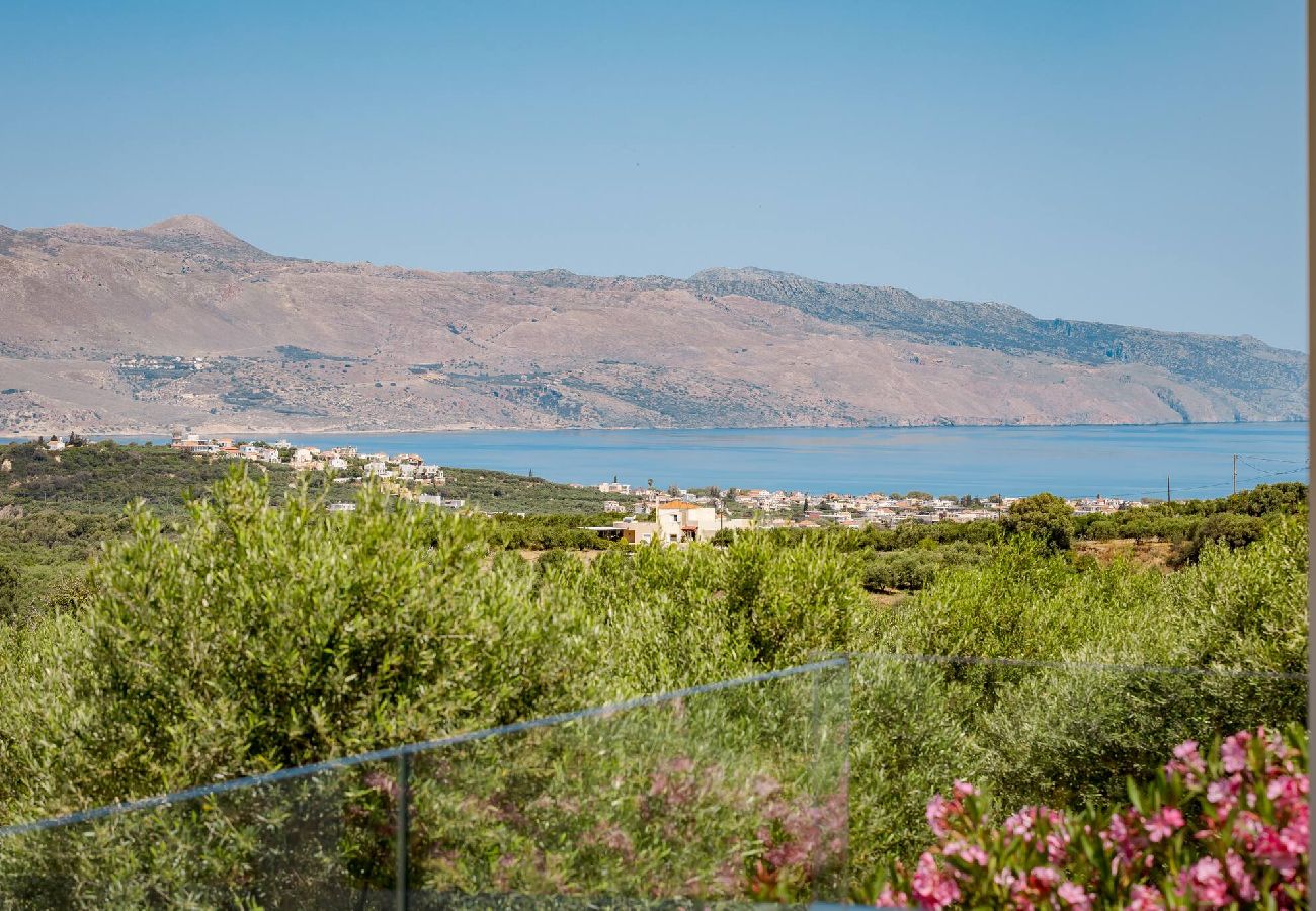 Apartment in Platanias - Apartment suite on private tranquil retreat-Unit 6 