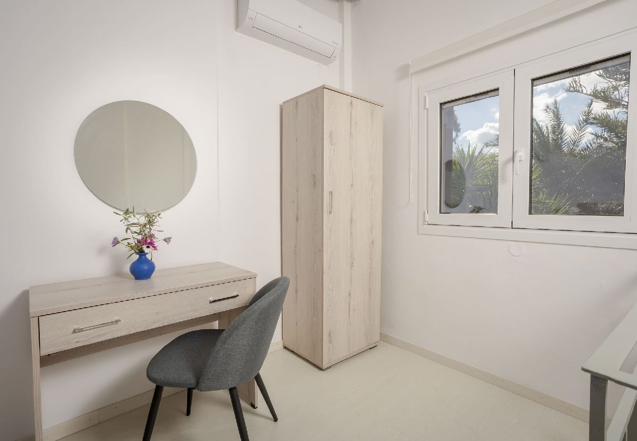 Apartment in Platanias - Apartment suite on private tranquil retreat-Unit 5 