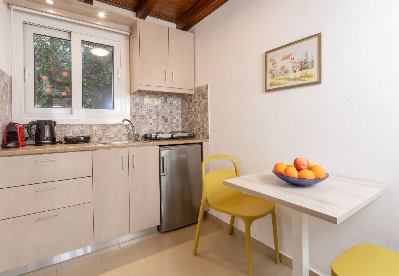 Apartment in Platanias - Apartment suite on private tranquil retreat-Unit 5 