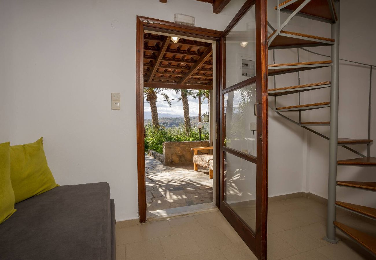 Apartment in Platanias - Apartment suite on private tranquil retreat-Unit 5 