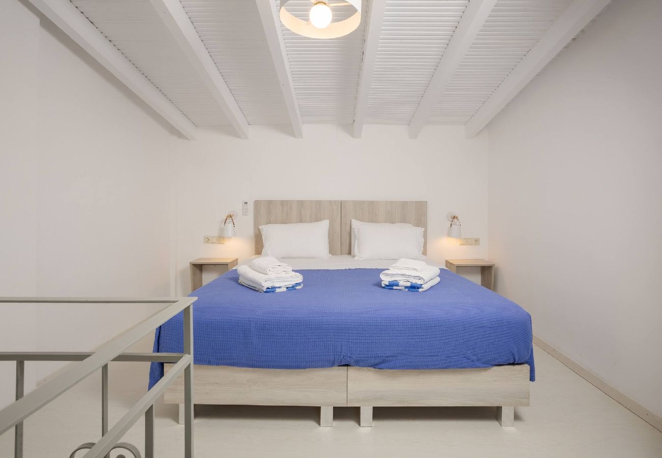 Apartment in Platanias - Apartment suite on private tranquil retreat-Unit 3 