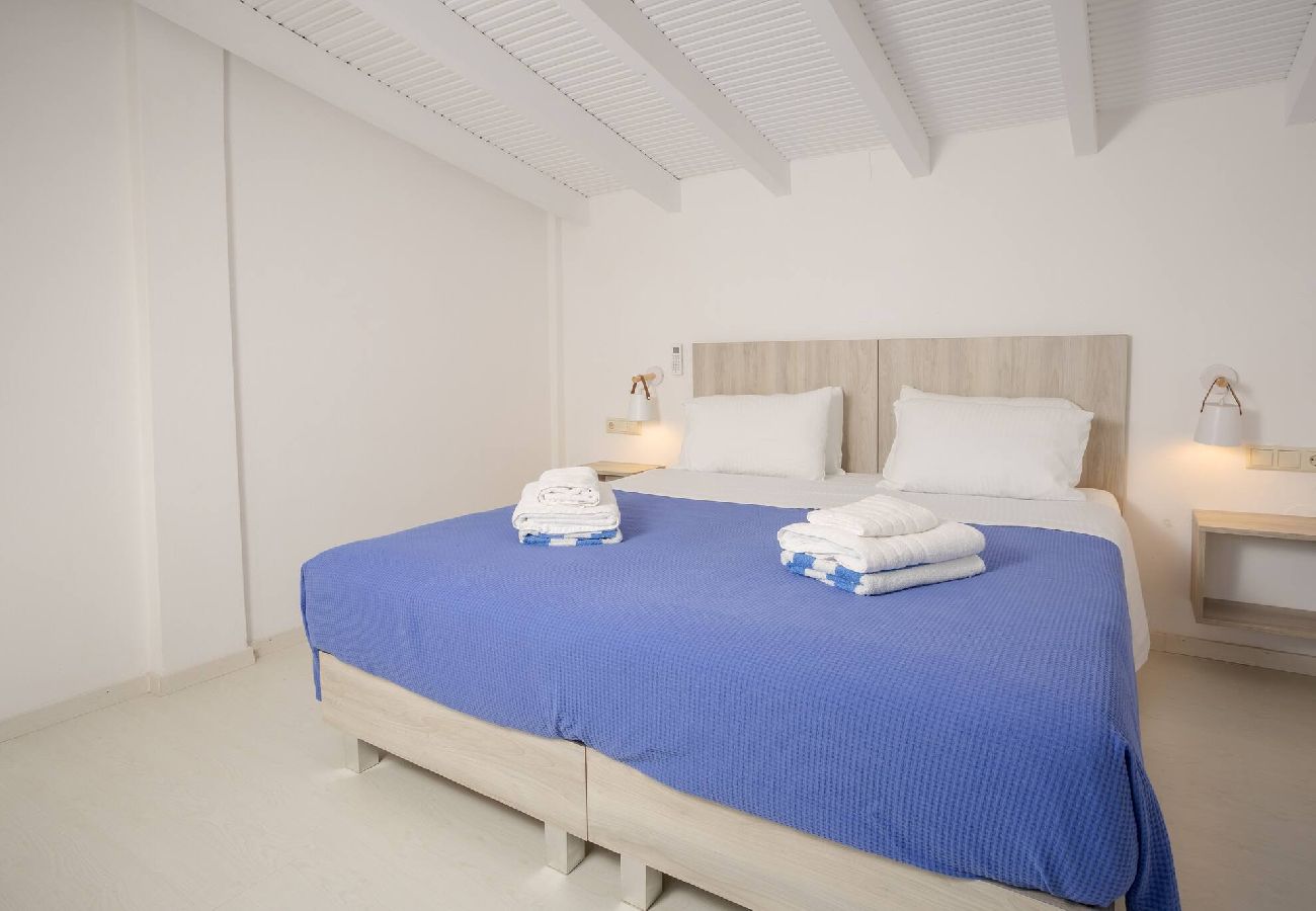 Apartment in Platanias - Apartment suite on private tranquil retreat-Unit 3 