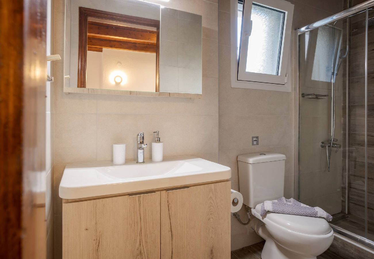 Apartment in Platanias - Apartment suite on private tranquil retreat-Unit 3 