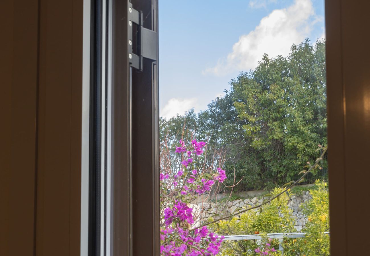 Apartment in Platanias - Apartment suite on private tranquil retreat-Unit 2 