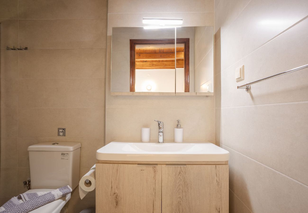 Apartment in Platanias - Apartment suite on private tranquil retreat-Unit 2 