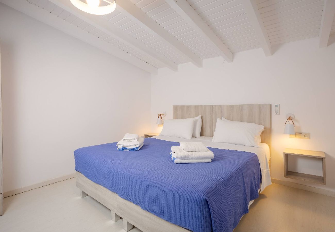Apartment in Platanias - Apartment suite on private tranquil retreat-Unit 2 
