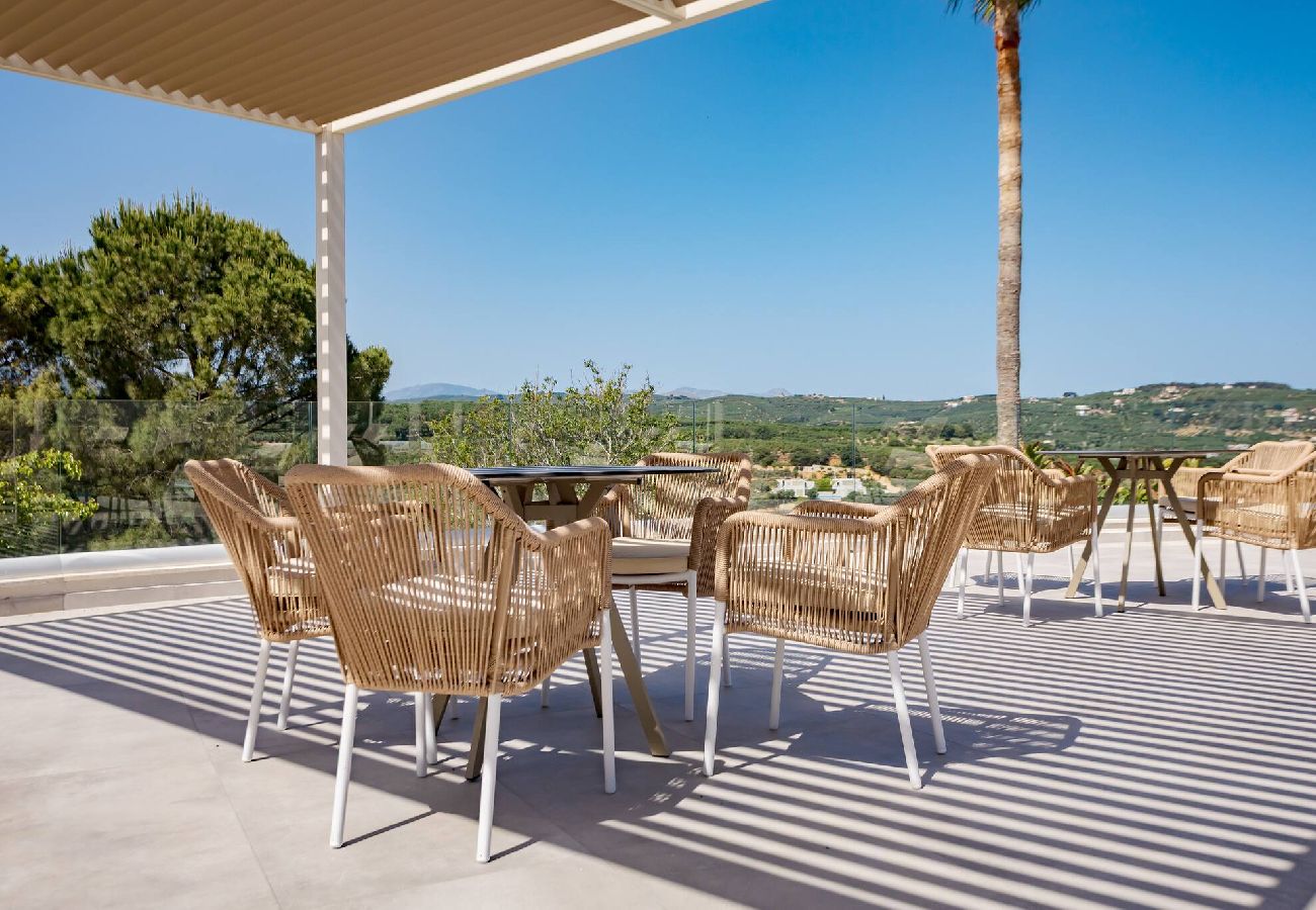 Apartment in Platanias - Apartment suite on private tranquil retreat-Unit 2 