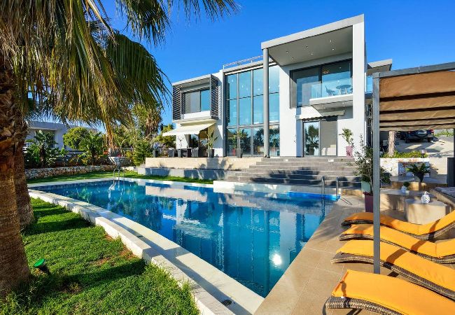 Villa in Chania - Adorno Luxury Villa, Tersanas Chania 