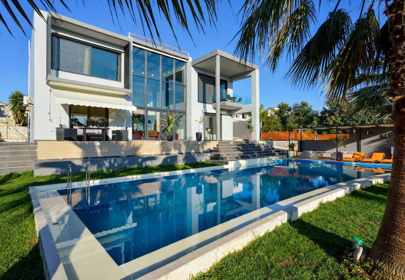 Villa in Chania - Adorno Luxury Villa, Tersanas Chania 