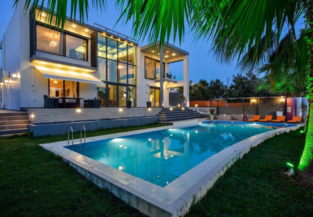 Villa in Chania - Adorno Luxury Villa, Tersanas Chania 