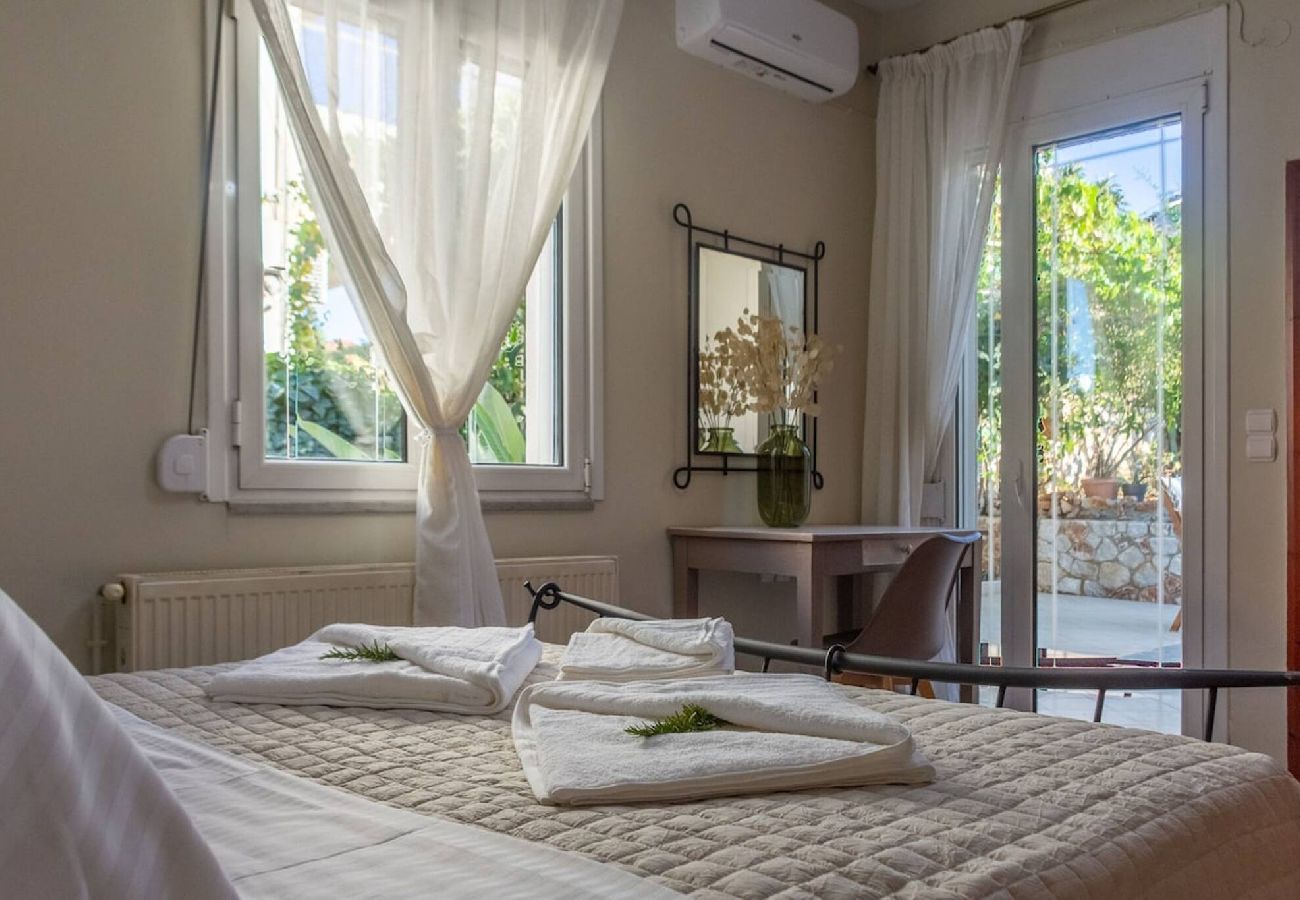 Apartment in Chania - Casa Anthea 3 bedroom apartment with Garden 