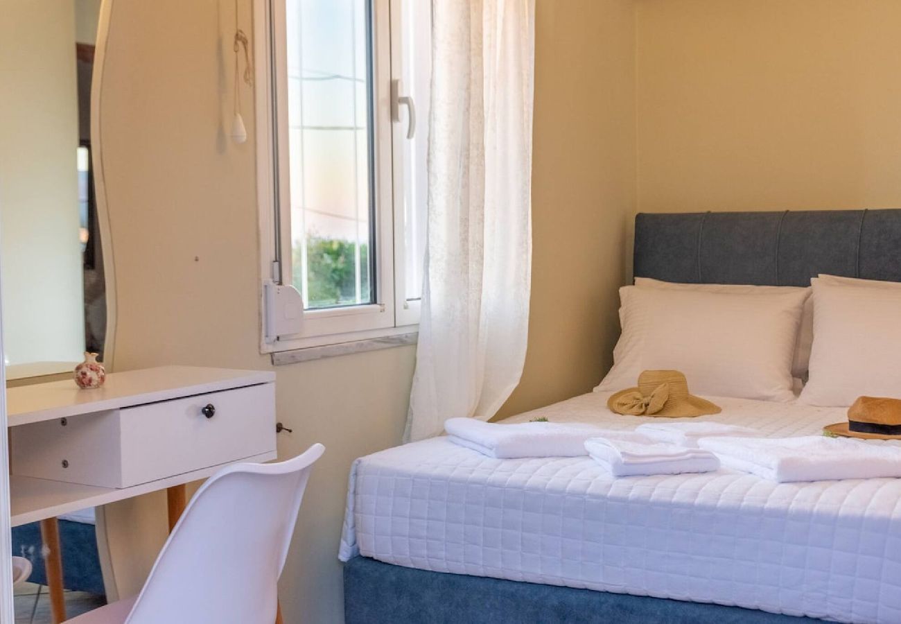 Apartment in Chania - Casa Anthea 3 bedroom apartment with Garden 