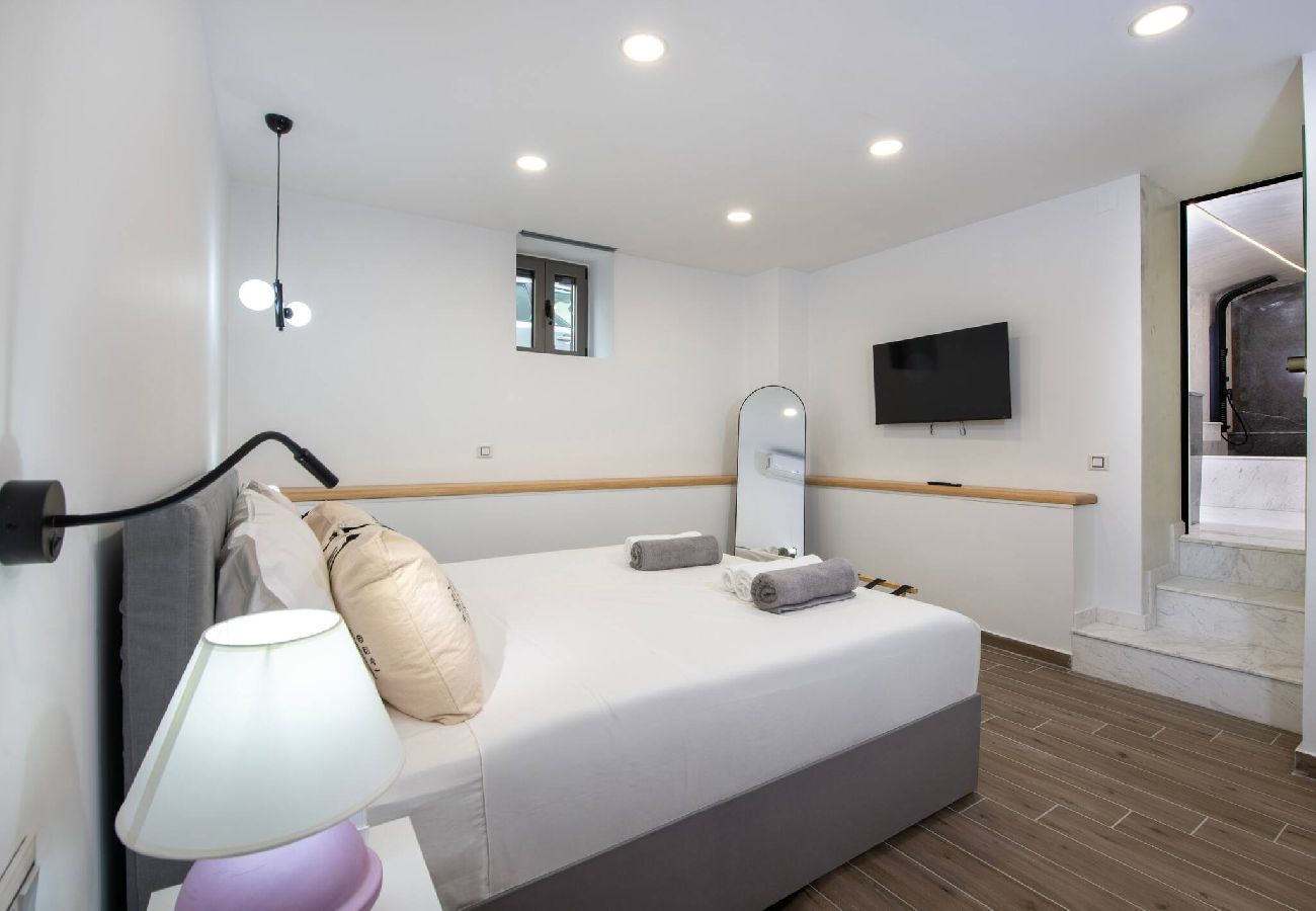 House in Chania - Chania Luxury City Retreat, Hammam & Outdoor Jacuzzi