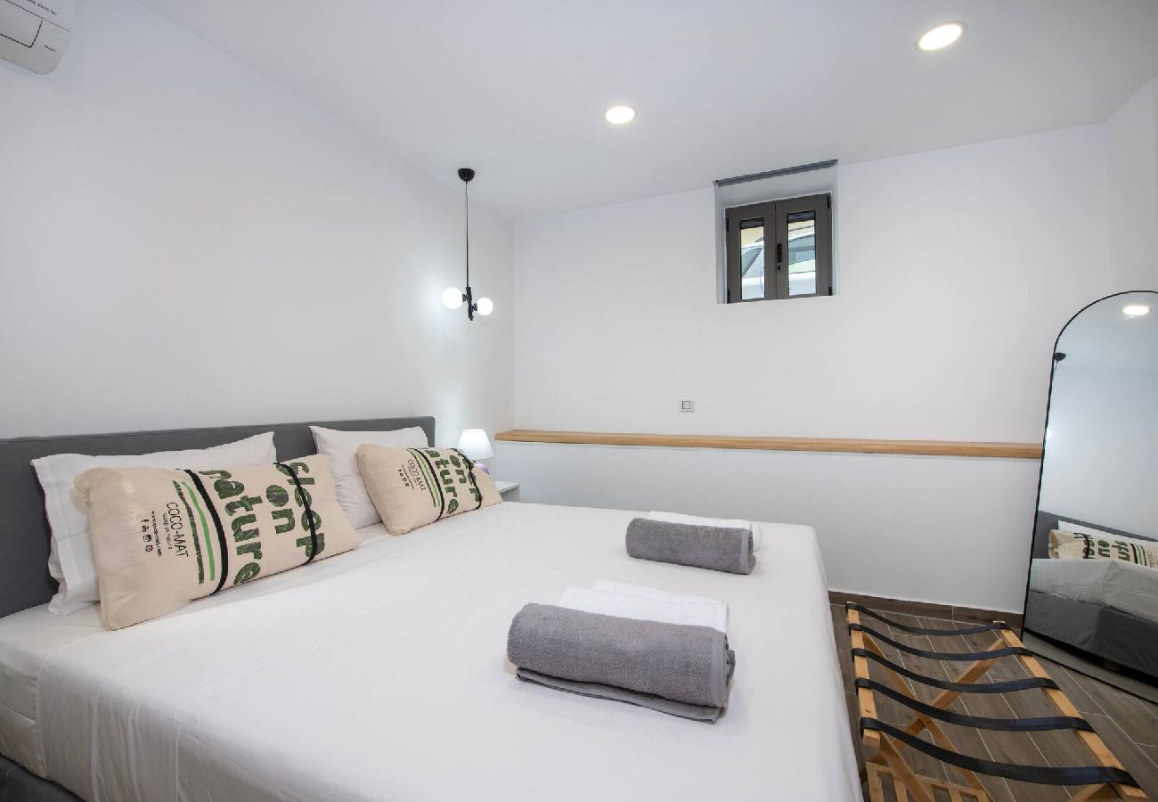 House in Chania - Chania Luxury City Retreat, Hammam & Outdoor Jacuzzi