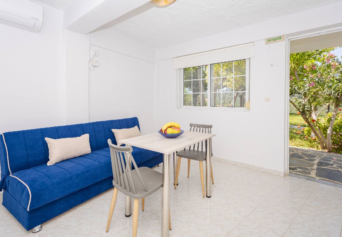 Apartment in Platanias - Ground floor suite on private tranquil retreat No9 