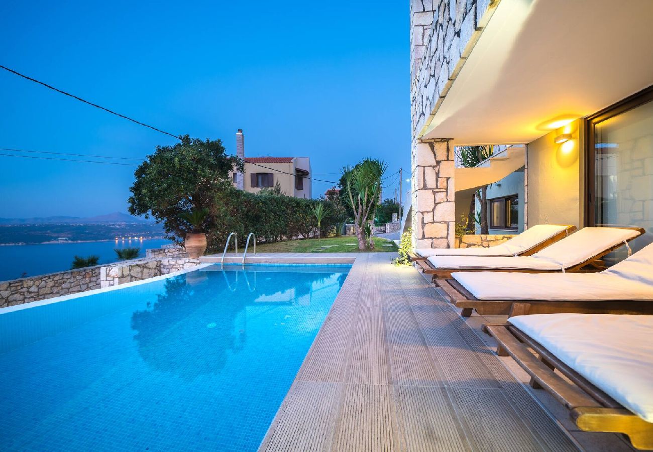 Luxury villa with infinity pool and sea view in Chania Crete
