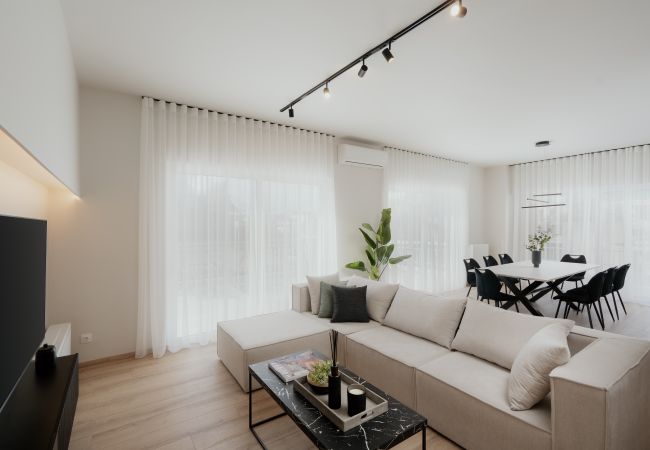 Apartment in Athens - Moschonision 18, E1 5th 4b3b 