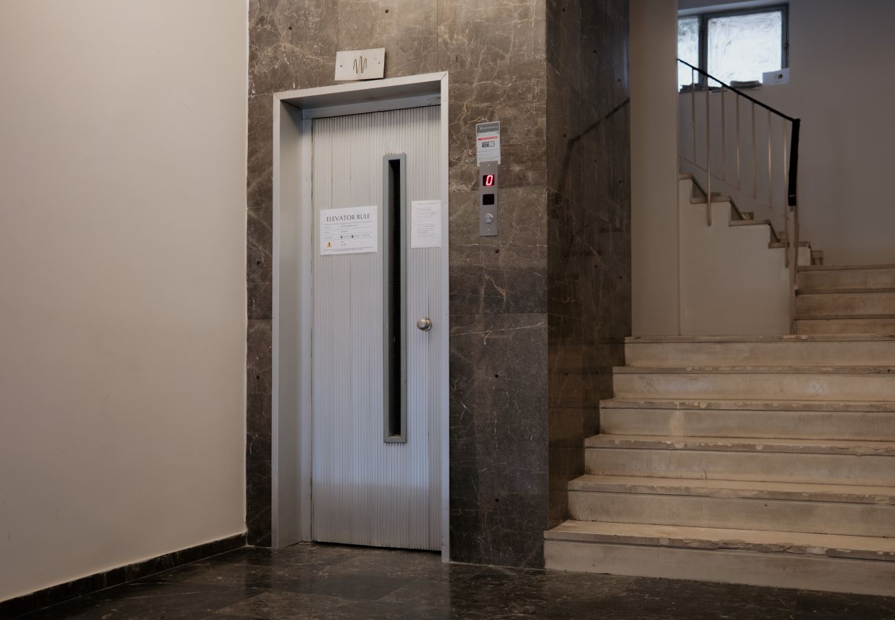 Apartment in Athens - Moschonision 18, E1 5th 4b3b 
