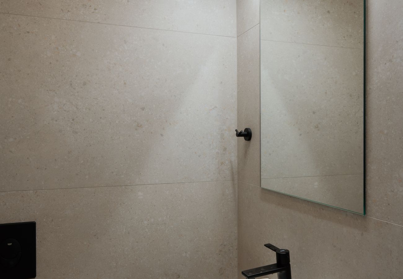 Apartment in Athens - Moschonision 18, E1 5th 4b3b 