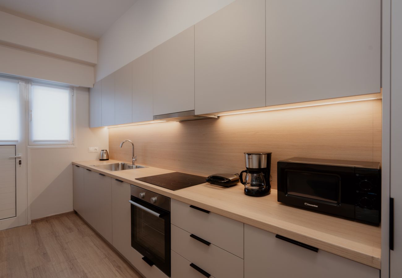 Apartment in Athens - Moschonision 18, E1 5th 4b3b 