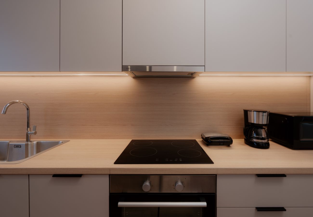 Apartment in Athens - Moschonision 18, E1 5th 4b3b 