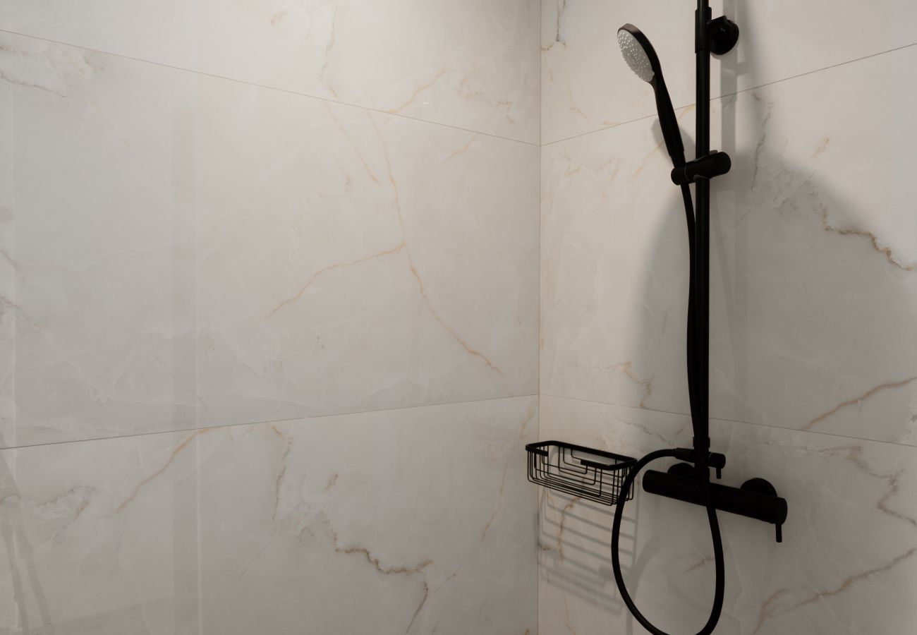 Apartment in Athens - Moschonision 18, E1 5th 4b3b 