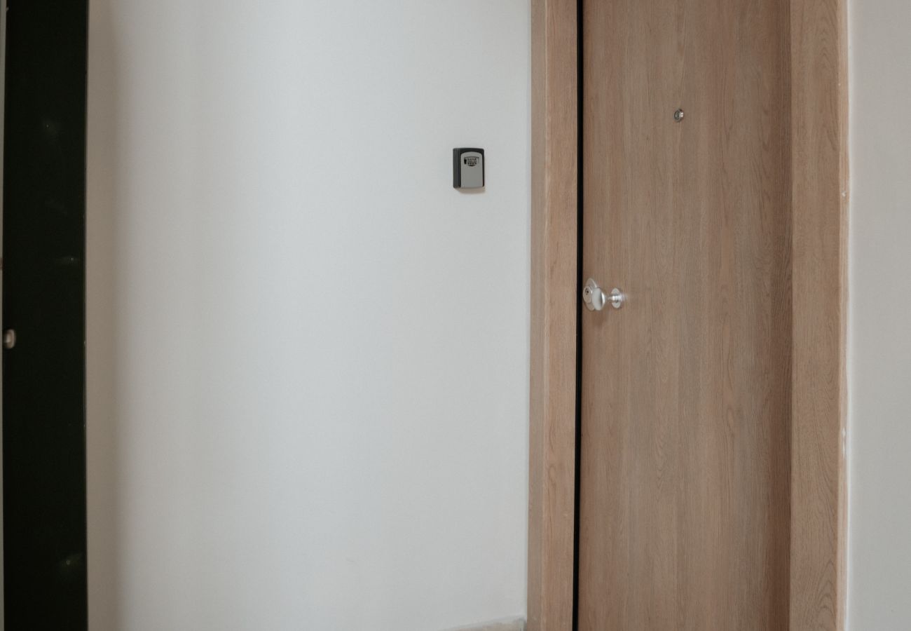 Apartment in Athens - Moschonision 18, E1 5th 4b3b 