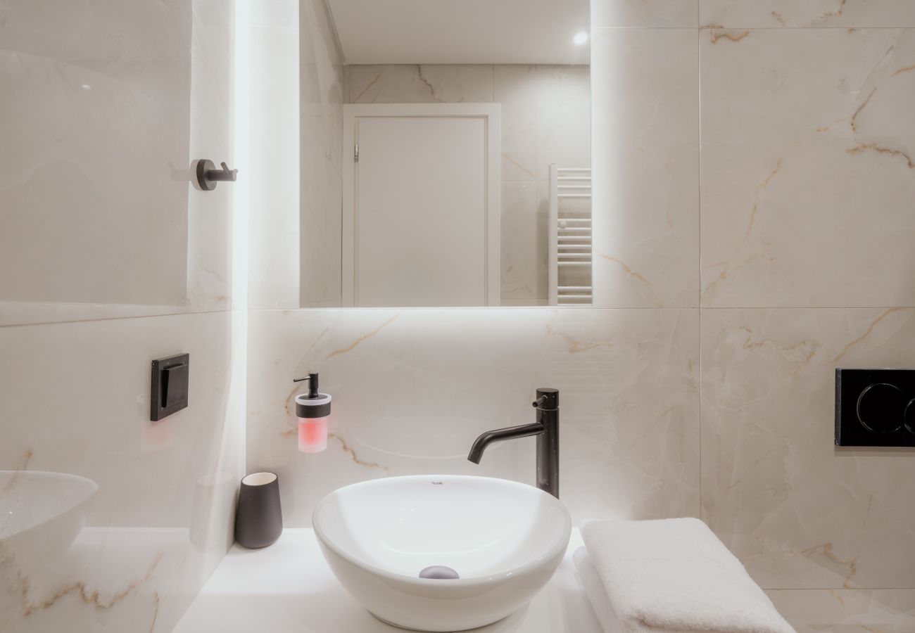 Apartment in Piraeus - EDGE-PIR. C3 1b1.5b PAXOS 