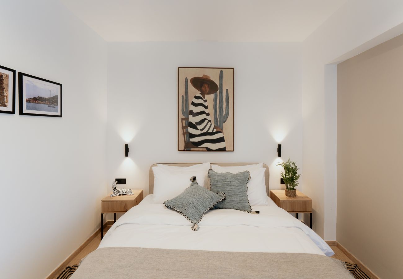 Apartment in Piraeus - EDGE-PIR. D5 1b2b ITHACA