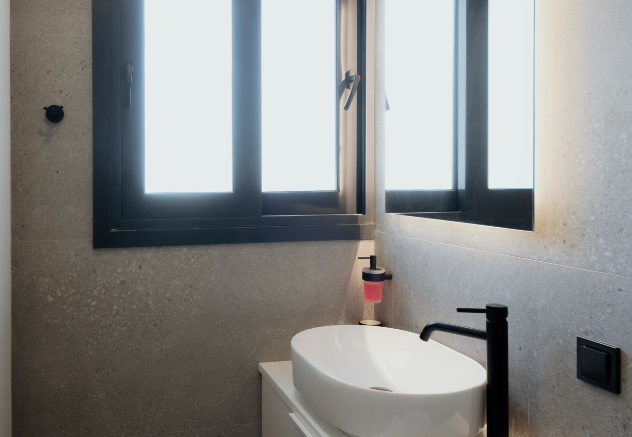 Apartment in Piraeus - EDGE-PIR. C4 2b2.5b ZAKYNTHOS 