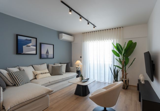 Apartment in Piraeus - Santorini luxury Apartment in Pireaus with Parking