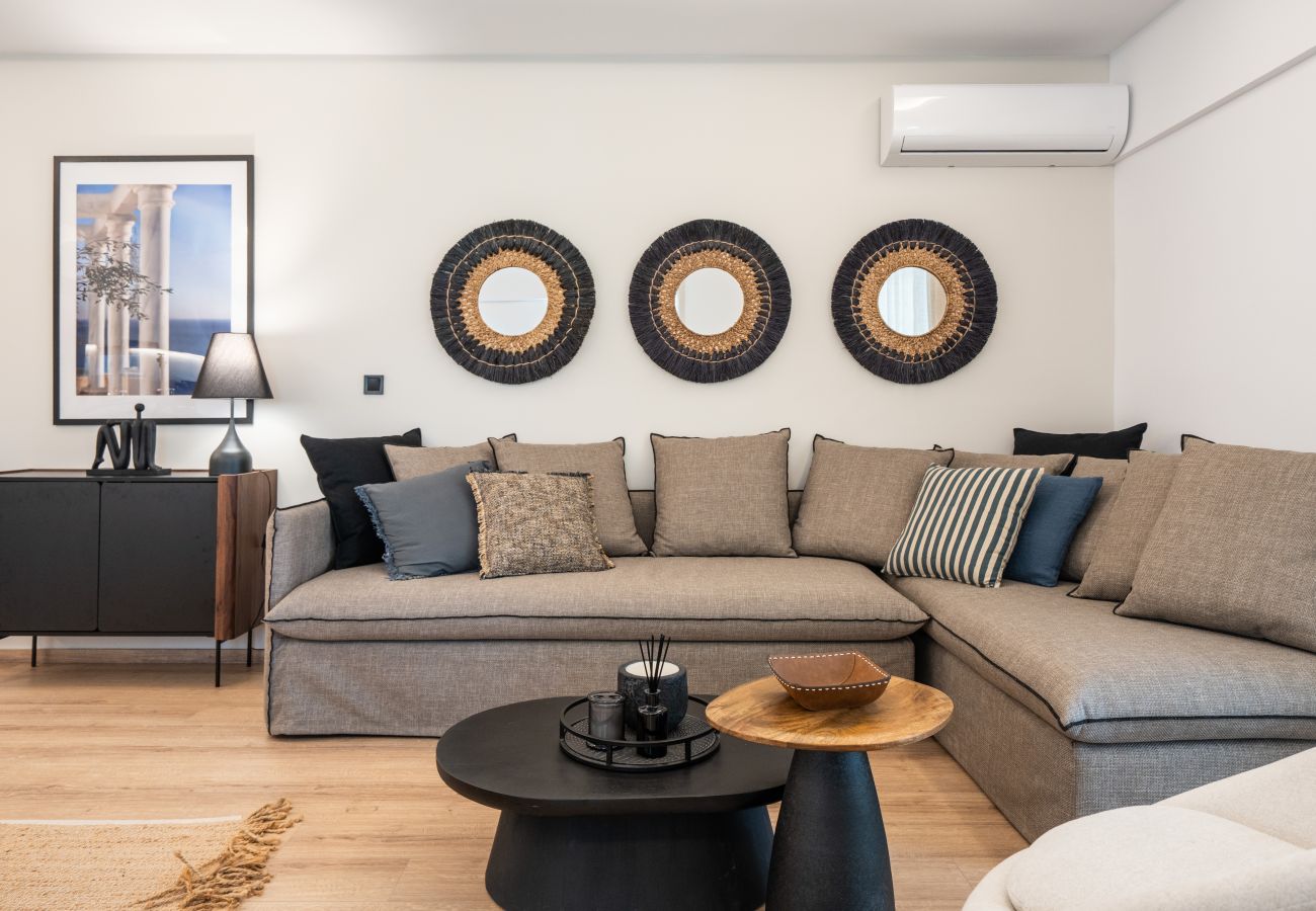Apartment in Piraeus - Chios  luxury Apartment in Pireaus with Parking