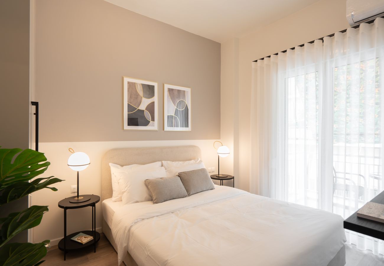 Apartment in Kaisariani - Luxury Design Apartment in the Heart of Pagrati