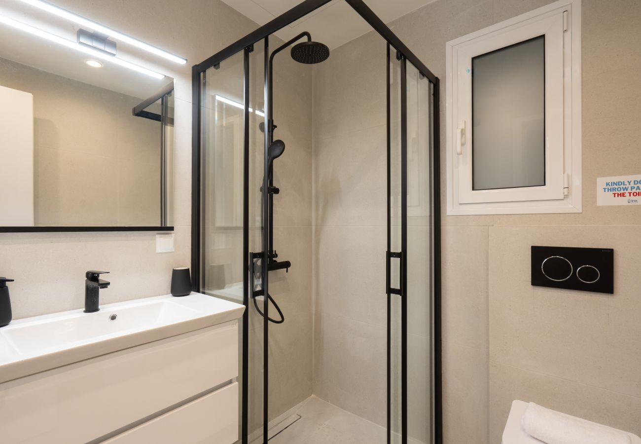 Apartment in Kaisariani - Luxury Design Apartment in the Heart of Pagrati