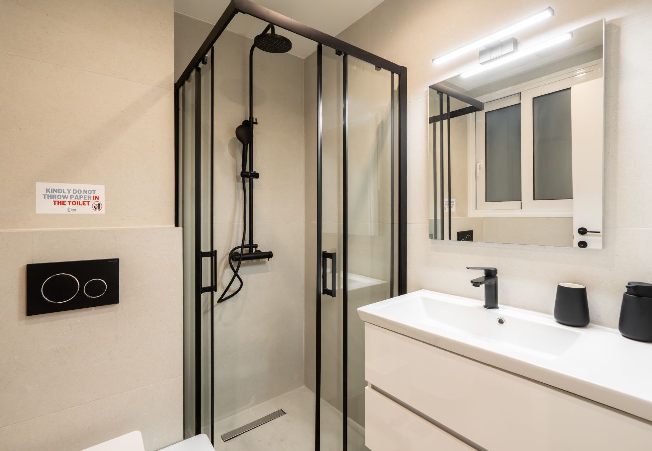 Apartment in Kaisariani - Luxury Design Apartment in the Heart of Pagrati