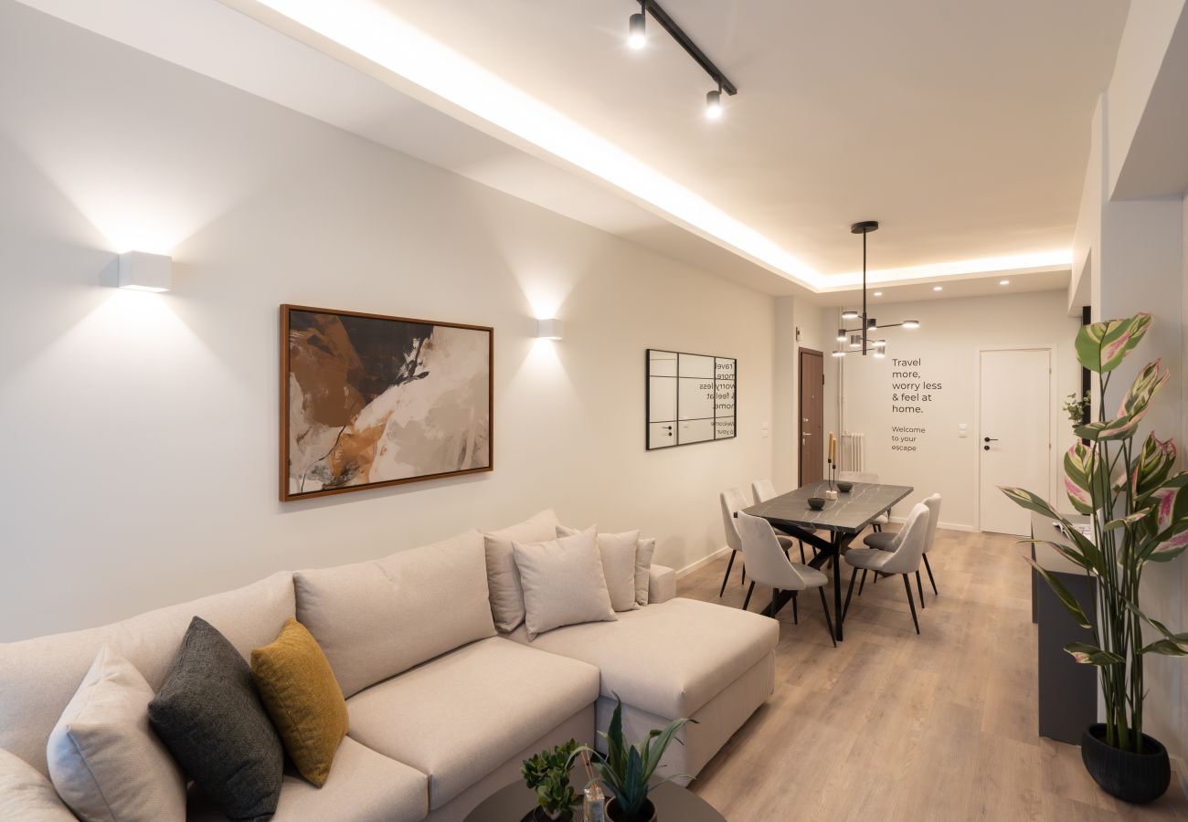 Apartment in Kaisariani - Luxury Design Apartment in the Heart of Pagrati