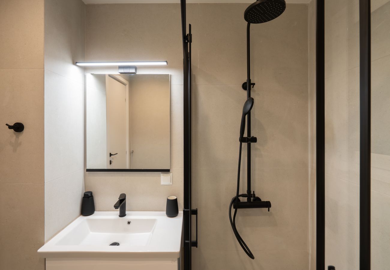 Apartment in Kaisariani - Luxury Design Apartment in the Heart of Pagrati