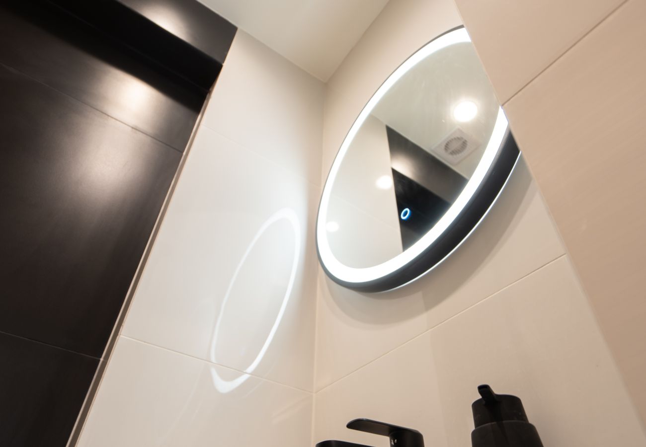 Apartment in Kaisariani - Luxury Design Apartment in the Heart of Pagrati