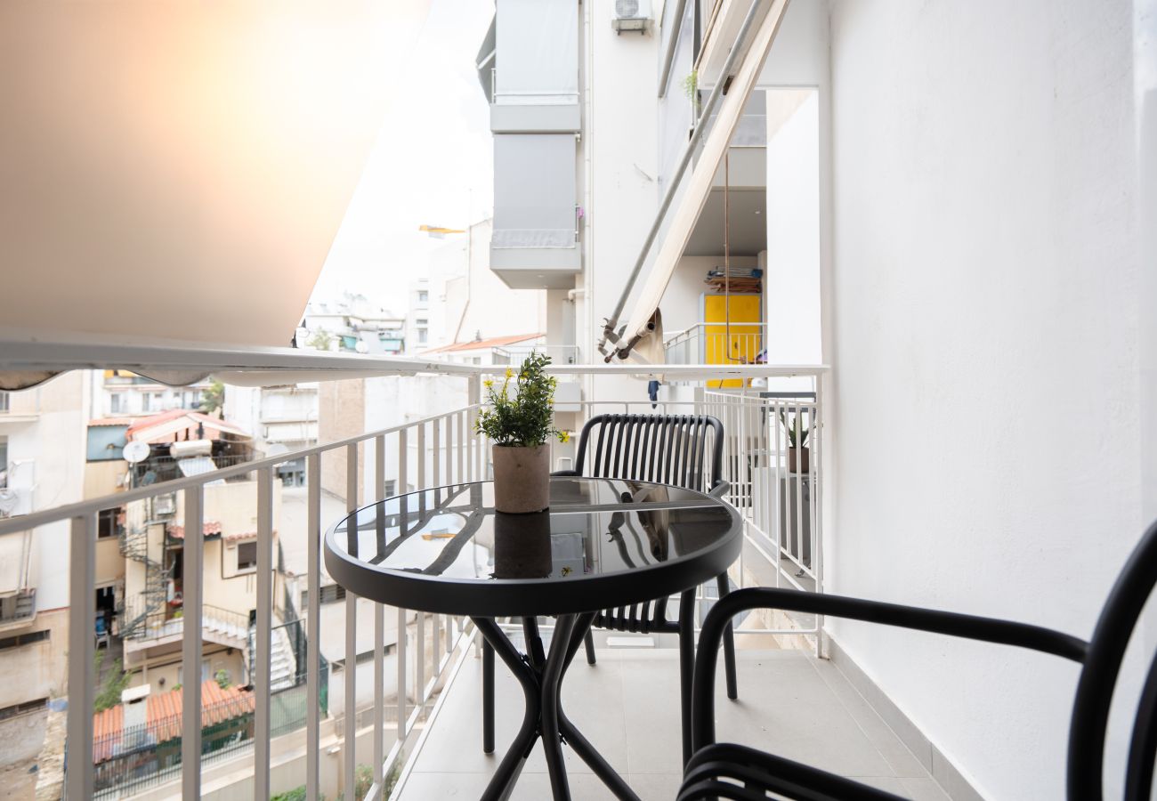 Apartment in Kaisariani - Luxury Design Apartment in the Heart of Pagrati